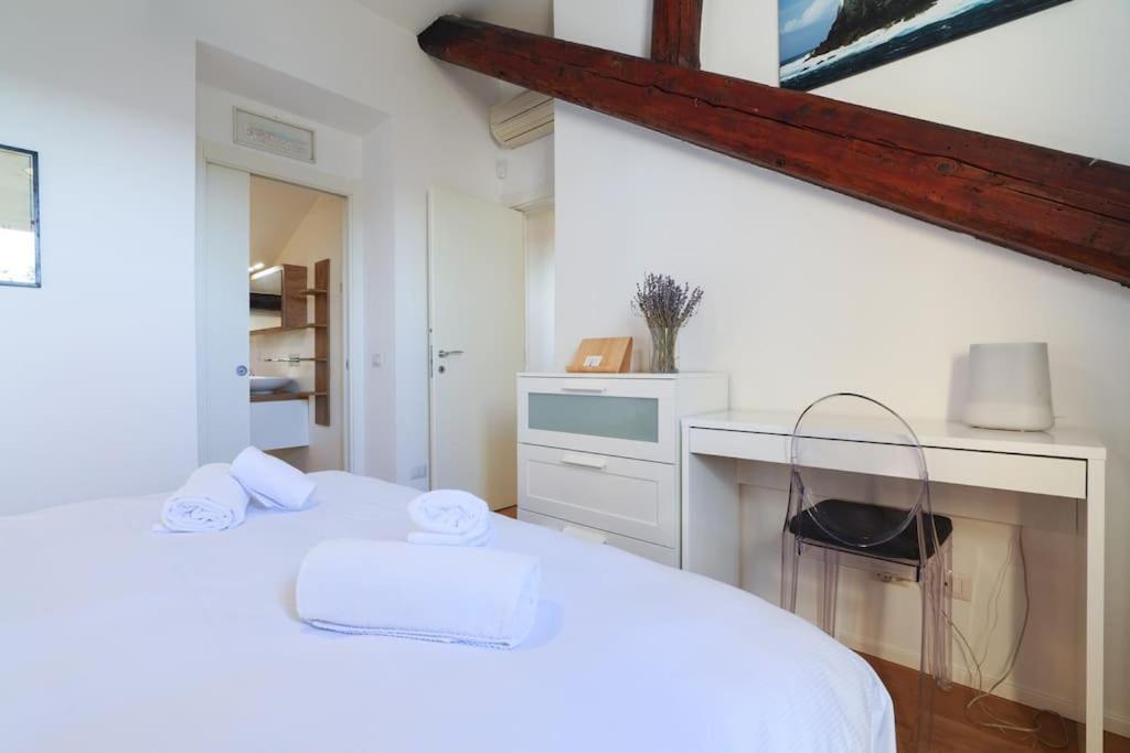 Primopiano - Battaglia B Apartment มิลาน ภายนอก รูปภาพ