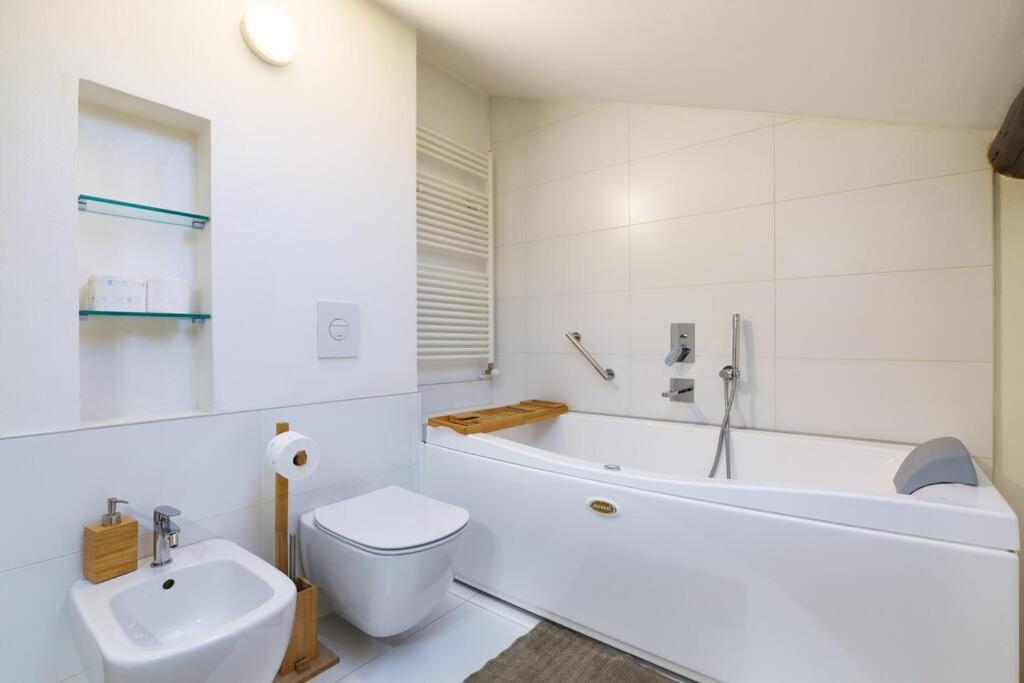 Primopiano - Battaglia B Apartment มิลาน ภายนอก รูปภาพ